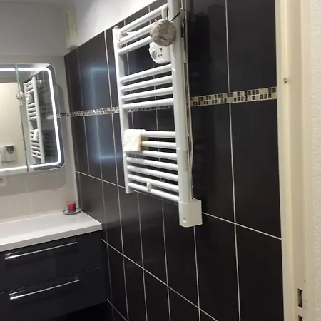 Bord De Apartment *